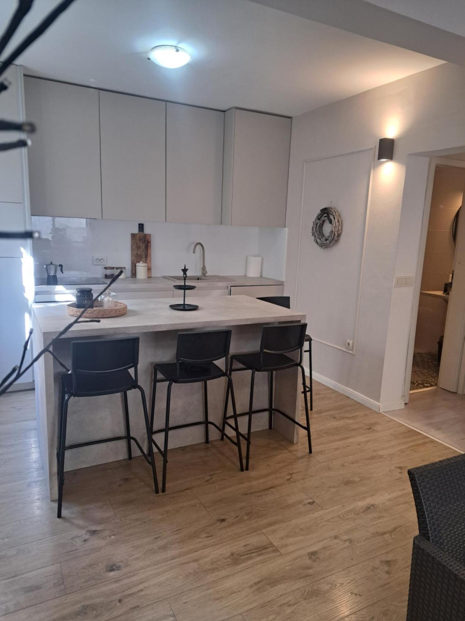 Apartman Petra Zara Esterno foto